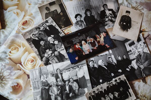 Семейные фотографии Батуриных. В центре - годовщина свадьбы Алексея и Любови Семейные фотографии Батуриных. В центре - годовщина свадьбы Алексея и Любови - Sputnik Армения