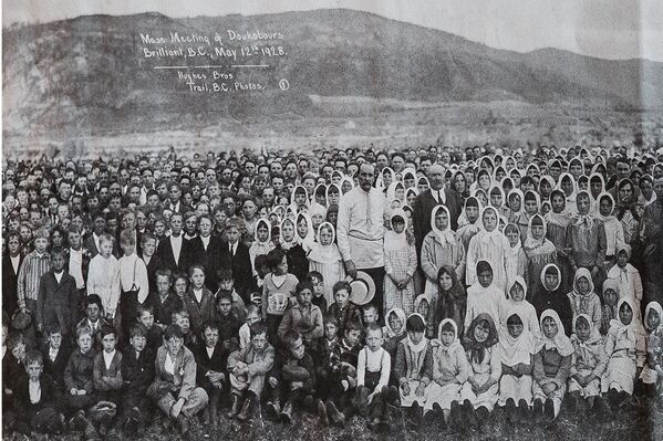 Архивный снимок 1928 года из домашнего архива Батуриных: духоборцы в Канаде - Sputnik Армения