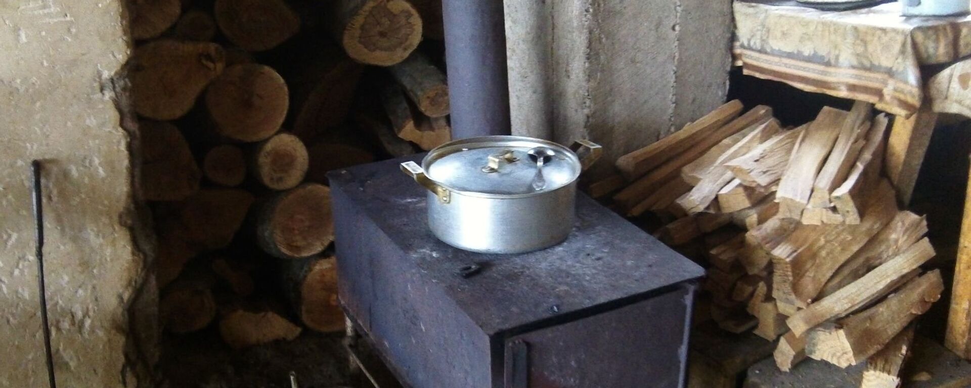 Փայտի վառարան - Sputnik Արմենիա, 1920, 08.09.2022
