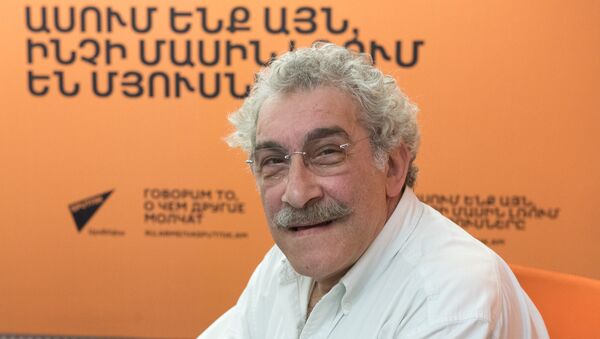 Виген Дарбинян в гостях у радио Sputnik Армения - Sputnik Արմենիա