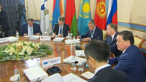 В Ереване состоялось Заседание межправительственного Евразийского совета при участии премьер-министра РФ Дмитрия Медведева - Sputnik Армения