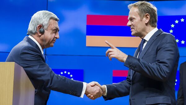 Президент Армении Серж Саргсян и президент ЕС Дональд Туск - Sputnik Արմենիա