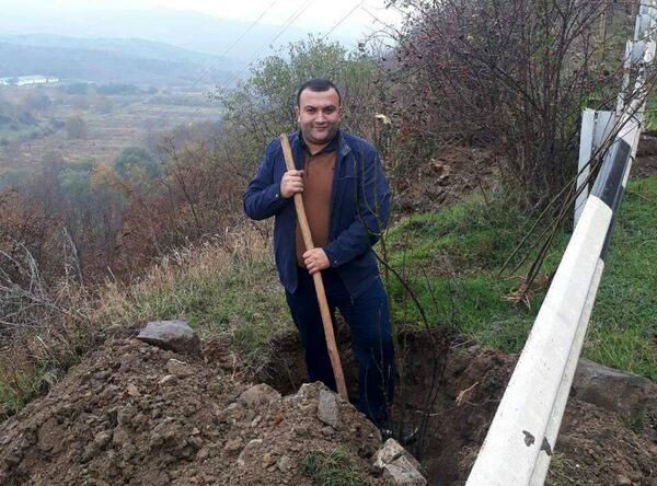 Глава общины Баганис Нарек Саакян Глава общины Баганис Нарек Саакян - Sputnik Արմենիա