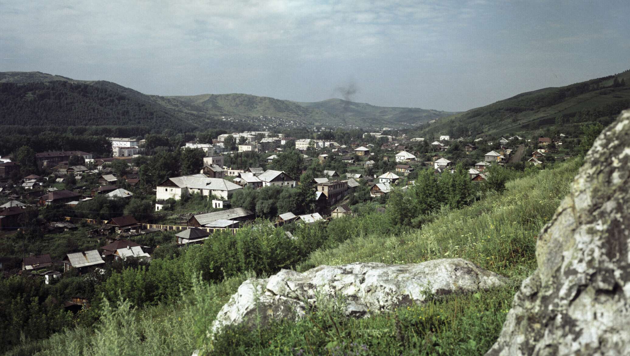 Села 27. Берд Тавушская область. Город Берт в Армении. Город Берд ТАВУШСКИЙ район Армения. Берд Армения население.