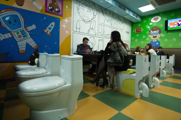 Crazy Toilet սրճարանի բացումը Մոսկվայում - Sputnik Արմենիա