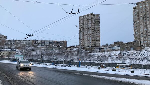 первый снег в Ереване - Sputnik Արմենիա