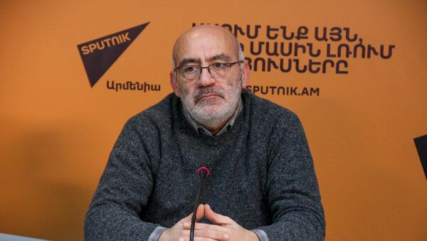 Директор туристического агентства First travel Карен Андреасян - Sputnik Армения