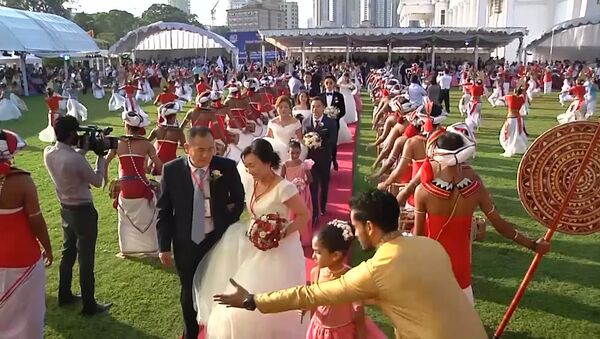 50 пар провели бракосочетание в Шри-Ланке - Sputnik Արմենիա